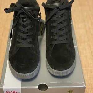 Ara Women’s Black Suede Winter  booties